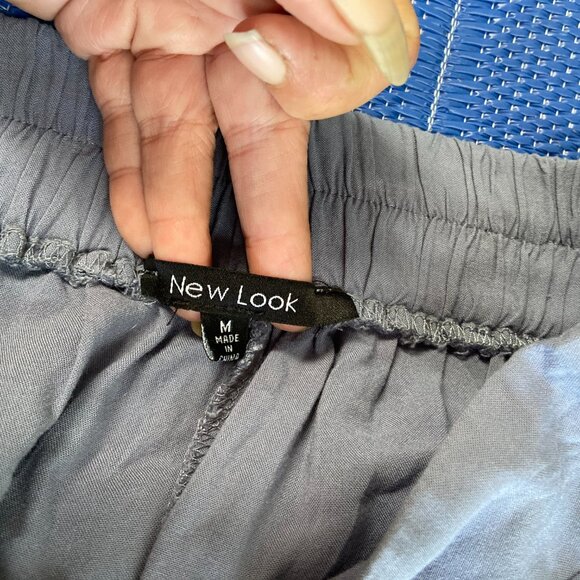 New Look Light Blue, Wide-Legged Wrap Around Pants with an Overlay and Tie Waist - Picture 6 of 9